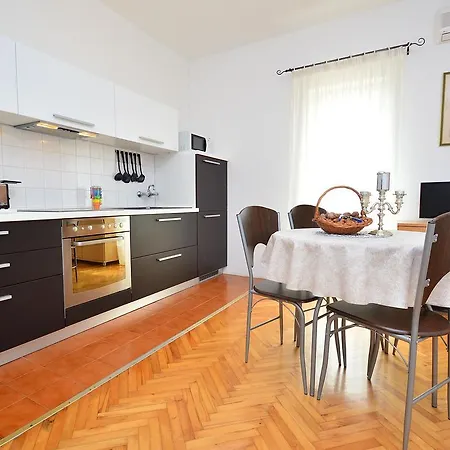 Apartamento Apartment Galant.1